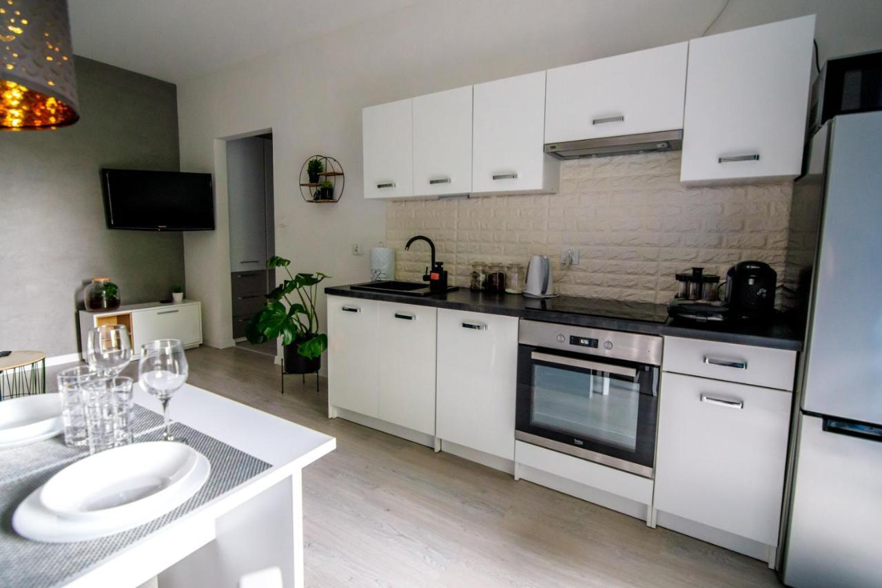 Апартаменты Apartament White Илава Экстерьер фото